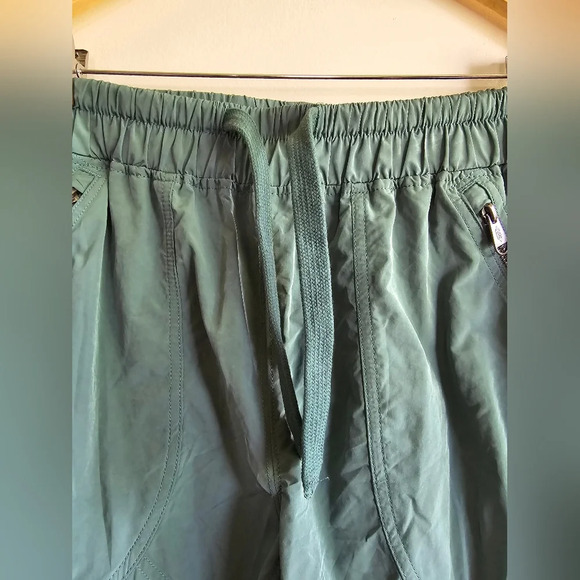FP Movement, Women's Stadium Pants, Vintage Green, Size Small, NWT! - Picture 7 of 11